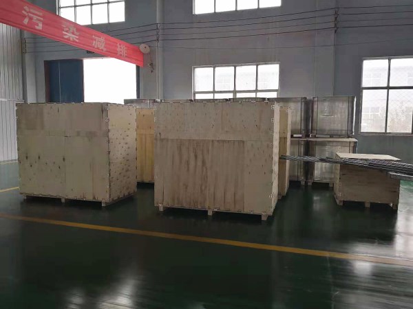 出口待發(fā)貨，玻璃鋼水箱